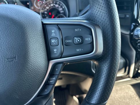 New 2026 RAM 2500 Tradesman AWD/4WD image 18