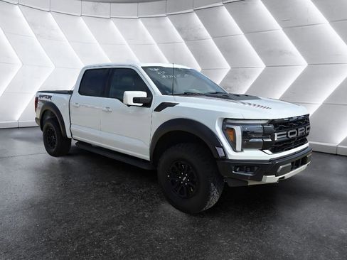 Used 2024 Ford F150 Raptor image 3