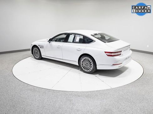Used 2024 Genesis G80 image 31