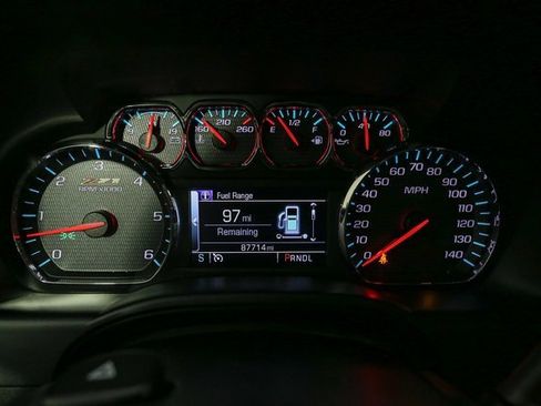 Used 2019 Chevrolet Silverado 1500 LT w/ All Star Edition image 27