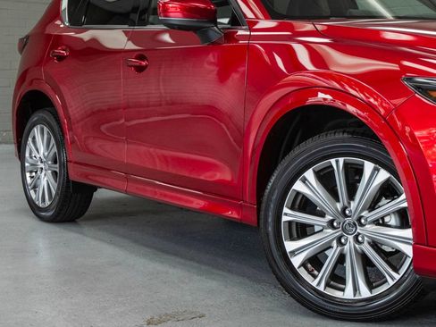 Used 2023 MAZDA CX-5 Signature AWD/4WD image 8
