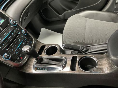 Used 2015 Chevrolet Malibu LT w/ Power Convenience Package FWD image 22