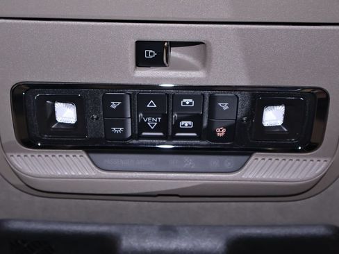 New 2026 Ford F250 Platinum w/ Platinum Plus Package AWD/4WD image 38