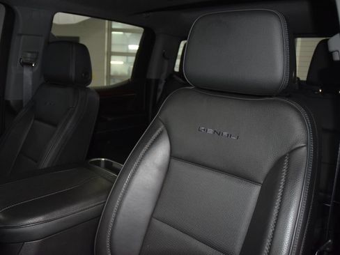 Used 2023 GMC Sierra 1500 Denali AWD/4WD image 44