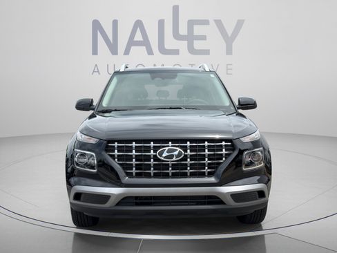Certified 2026 Hyundai Venue SEL FWD image 8