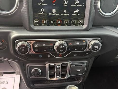 Used 2023 Jeep Wrangler Unlimited Sahara w/ Cold Weather Group AWD/4WD image 14