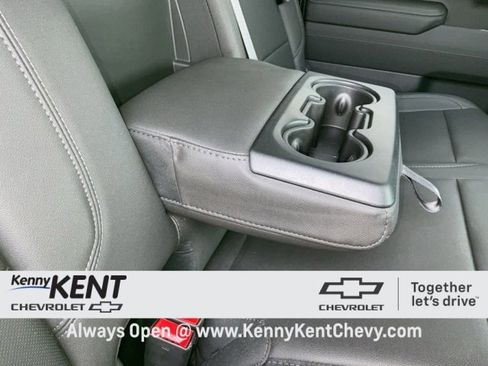 Certified 2022 Chevrolet Silverado 1500 LTZ w/ Technology Package image 17