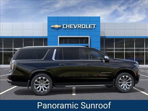 New 2026 Chevrolet Suburban Premier AWD/4WD image 5