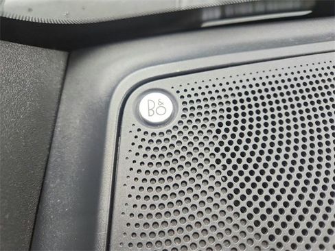 Used 2022 Ford Bronco Wildtrak image 35