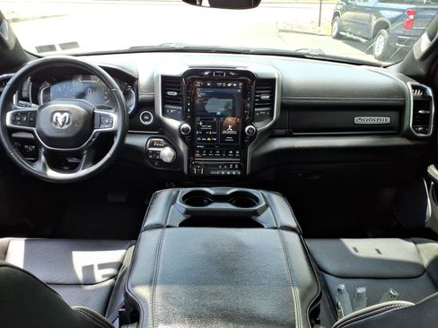Used 2023 RAM 1500 Laramie AWD/4WD image 9