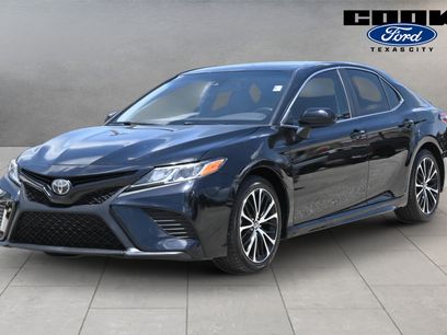 Used 2019 Toyota Camry SE