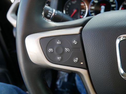 Used 2023 GMC Acadia Denali w/ Black Diamond Edition image 26