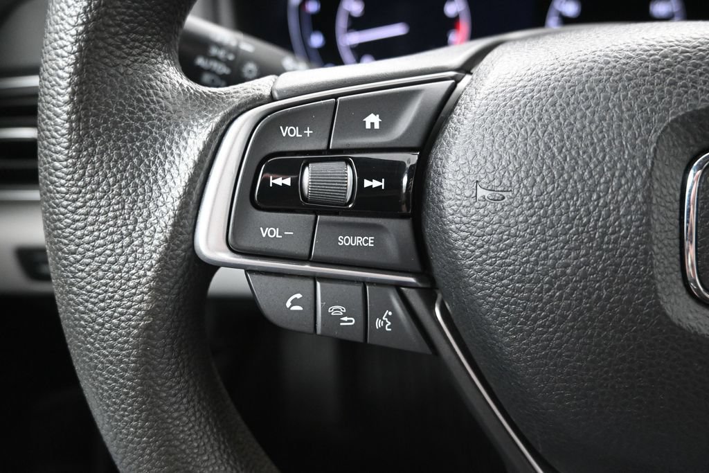 Used 2018 Honda Accord LX image 23