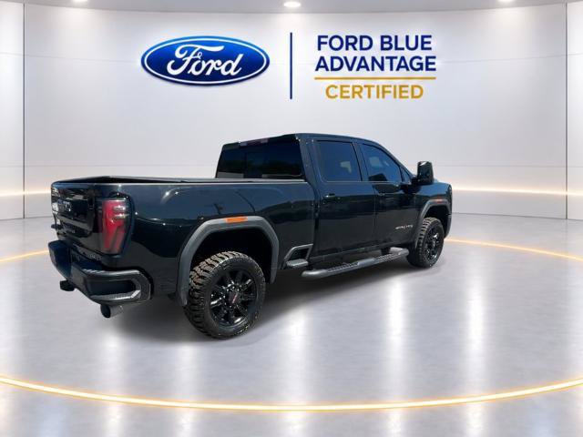 Used 2025 GMC Sierra 2500 AT4 w/ Technology Package AWD/4WD image 3
