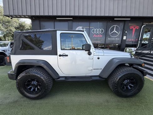 Used 2010 Jeep Wrangler Sport AWD/4WD image 8