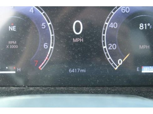 Used 2024 Jeep Grand Cherokee Limited w/ Luxury Tech Group II image 24