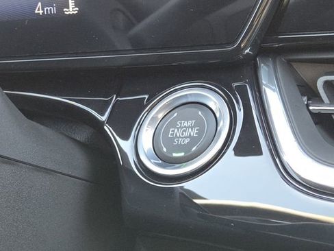 New 2026 Chevrolet Trax RS w/ Sunroof Package FWD image 16