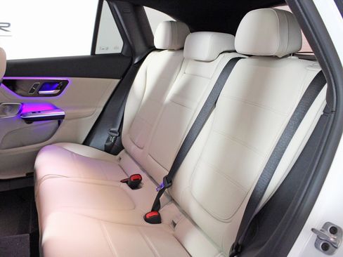 Used 2026 Mercedes-Benz GLC 350e 4MATIC image 28