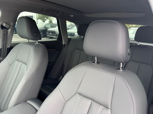 Certified 2025 Audi Q5 Premium w/ Premium Plus AWD/4WD image 11