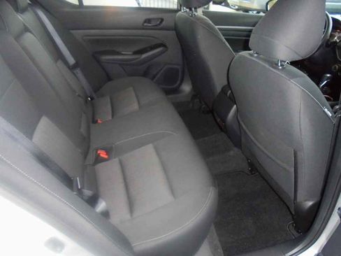 Used 2023 Nissan Altima 2.5 SV image 10