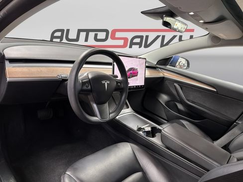 Used 2022 Tesla Model 3 RWD image 10