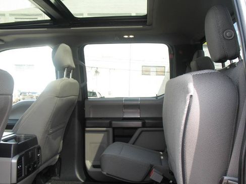 Used 2019 Ford F150 XLT w/ Equipment Group 302A Luxury AWD/4WD image 32