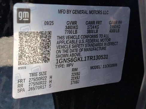 Used 2026 Chevrolet Suburban High Country AWD/4WD image 26