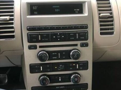 Used 2010 Ford Flex SEL AWD/4WD image 21