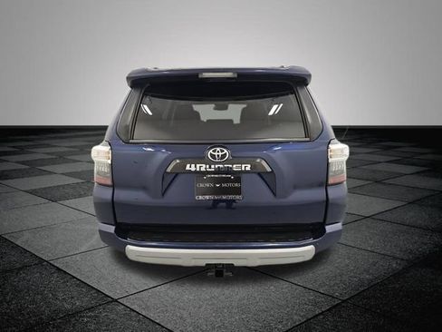 Certified 2024 Toyota 4Runner TRD Off-Road Premium w/ Off Road Premium Plus Package AWD/4WD image 5