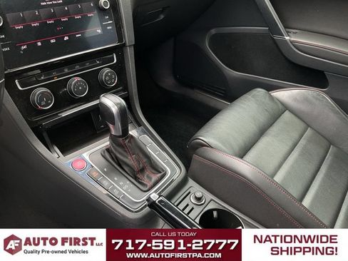 Used 2020 Volkswagen GTI SE FWD image 23
