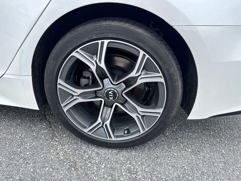 Certified 2020 Kia Stinger GT-Line w/ Sun & Sound Package image 19