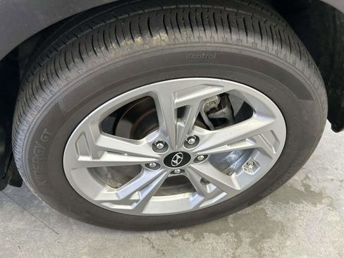 Used 2022 Hyundai Kona SEL w/ Convenience Package FWD image 9