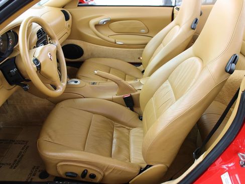 Used 2003 Porsche 911 Cabriolet image 16