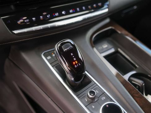 Used 2022 Cadillac Escalade Sport Platinum AWD/4WD image 20