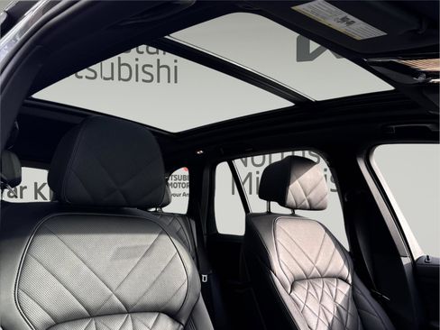 Used 2024 BMW X5 xDrive40i w/ Premium Package image 23