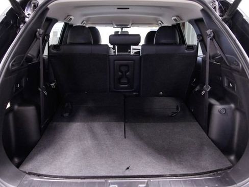 Used 2022 Mitsubishi Outlander SE image 20