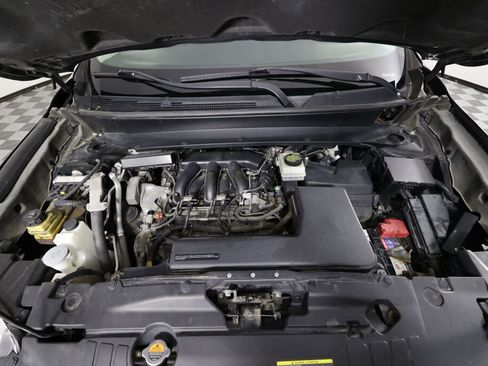 Used 2014 Nissan Pathfinder SL image 40