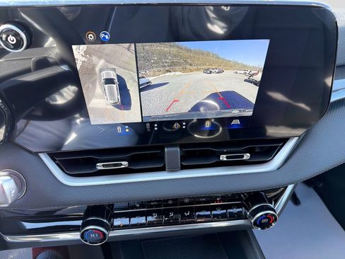 New 2026 Chevrolet Equinox LT image 25