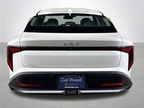 Used 2025 Kia K4 LXS image 7