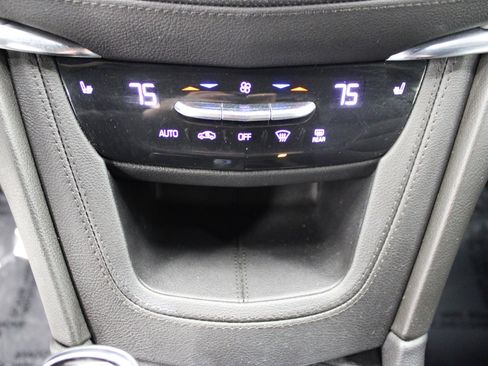 Certified 2022 Cadillac XT5 Luxury image 31