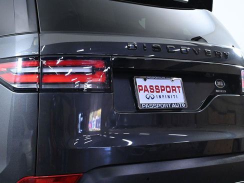 Used 2019 Land Rover Discovery HSE image 7