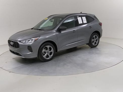 Certified 2023 Ford Escape ST-Line w/ Tech Pack #1 AWD/4WD image 19