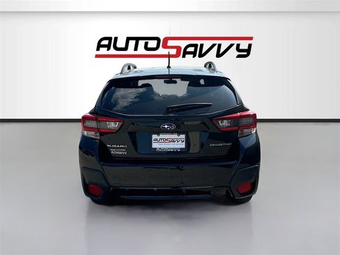 Used 2022 Subaru Crosstrek 2.0i image 6