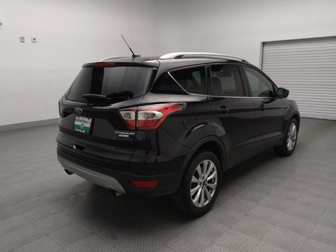 Used 2017 Ford Escape Titanium image 9