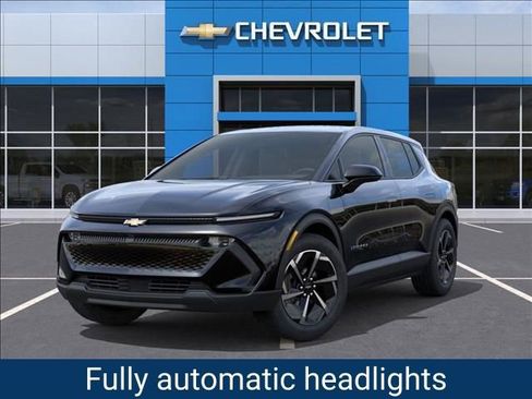 New 2026 Chevrolet Equinox EV LT image 6