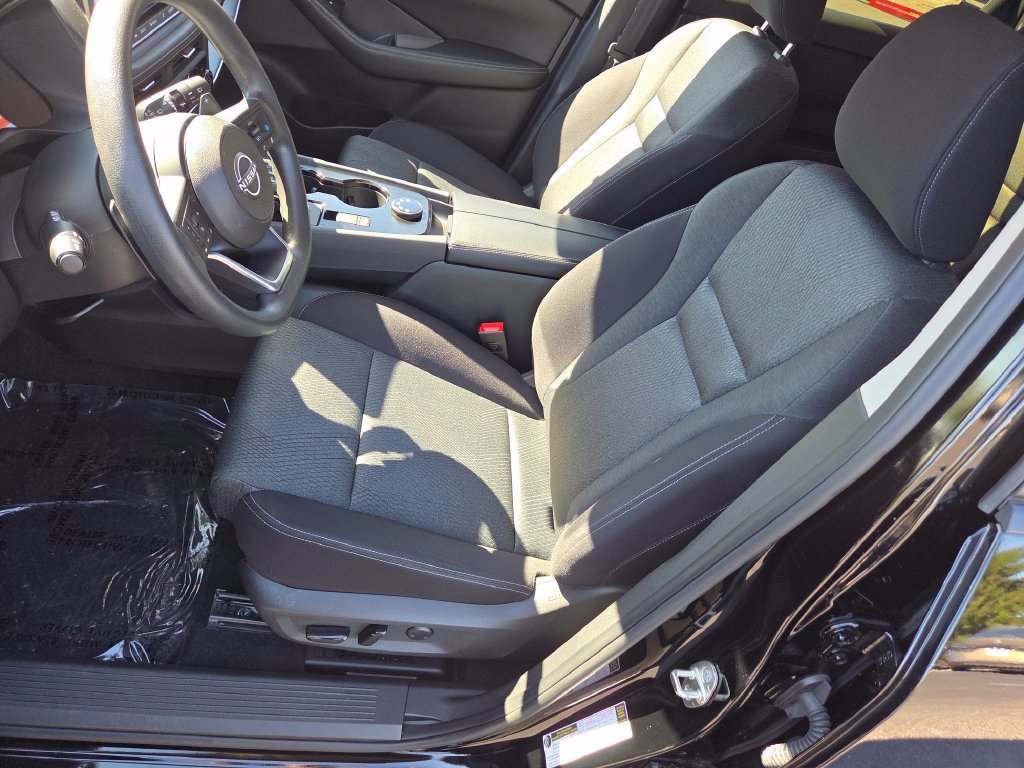 Certified 2024 Nissan Rogue SV AWD/4WD image 30