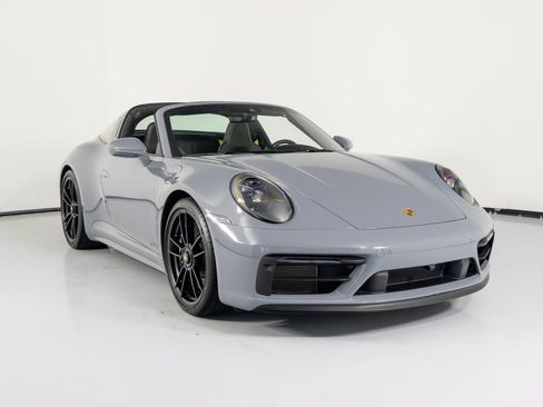 Certified 2023 Porsche 911 Targa 4 GTS AWD/4WD image 13
