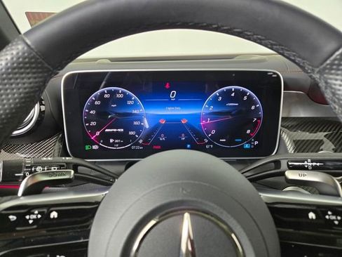 Certified 2025 Mercedes-Benz GLC 43 AMG 4MATIC image 34