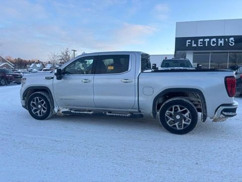 Used 2022 GMC Sierra 1500 SLT w/ SLT Premium Plus Package image 8