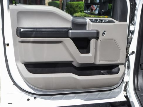 Used 2022 Ford F250 XLT AWD/4WD image 14